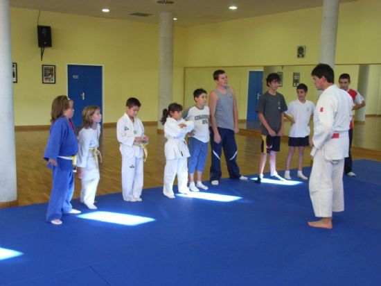 CERCA DE 800 PERSONAS SE INSCRIBEN EN LOS PROGRAMAS DE “ESCUELAS DEPORTIVAS” Y “ACTIVIDADES DEPORTIVAS PARA ADULTOS” PUESTOS EN MARCHA POR LA CONCEJALÍA DE DEPORTES (2007), Foto 7