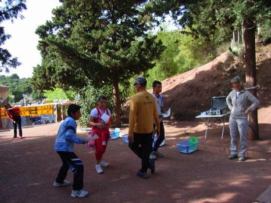 “LA SANTA” DE TOTANA ACOGE LA “I JORNADA DEL CAMPEONATO REGIONAL ESCOLAR DE ORIENTACIÓN”, QUE CONTÓ CON LA PARTICIPACIÓN DE 33 ESCOLARES DE LA LOCALIDAD (2008), Foto 2