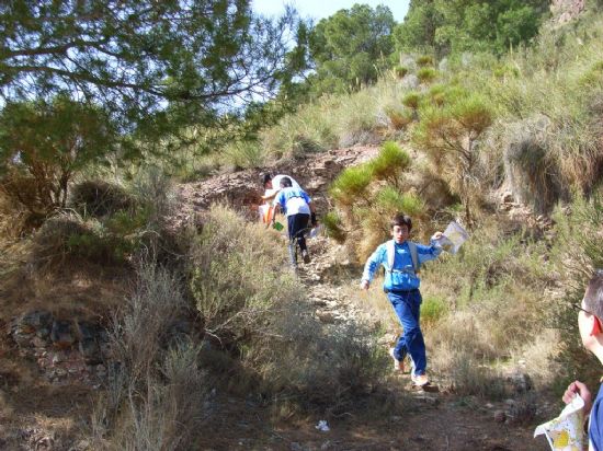 “LA SANTA” DE TOTANA ACOGE LA “I JORNADA DEL CAMPEONATO REGIONAL ESCOLAR DE ORIENTACIÓN”, QUE CONTÓ CON LA PARTICIPACIÓN DE 33 ESCOLARES DE LA LOCALIDAD (2008), Foto 3