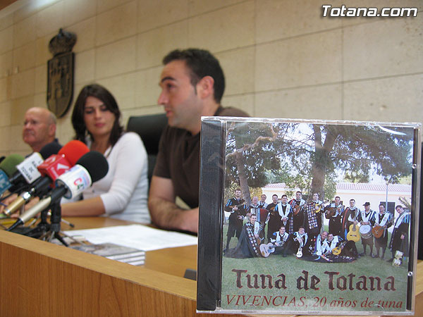 EL CINE VELASCO ACOGERÁ ESTE SÁBADO LA PRESENTACIÓN DEL NUEVO DISCO DE LA TUNA DE TOTANA, “VIVENCIAS”, CON MOTIVO DE LA CELEBRACIÓN DEL XX ANIVERSARIO, Foto 3