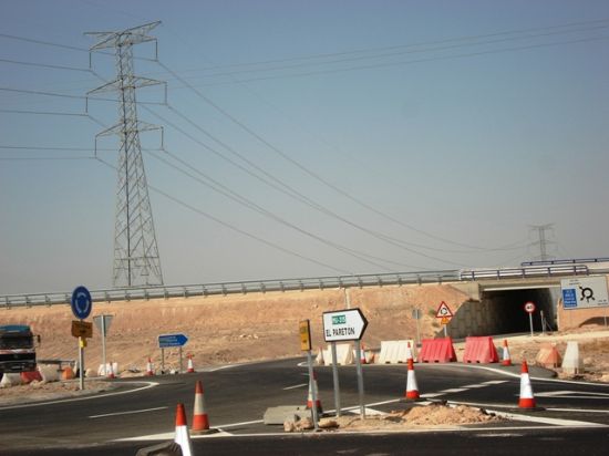IZQUIERDA UNIDA + LOS VERDES EN EL GUADALENTÍN CONSIDERA QUE EL TRAZADO DE LA AUTOVÍA TOTANA-MAZARRÓN, INAUGURADA ESTA MAÑANA, HA DESTROZADO LA ZONA AGRÍCOLA MÁS FÉRTIL DEL VALLE Y SATURARÁ DE TRÁFICO LA ENTRADA A TOTANA POR EL CENTRO, Foto 1