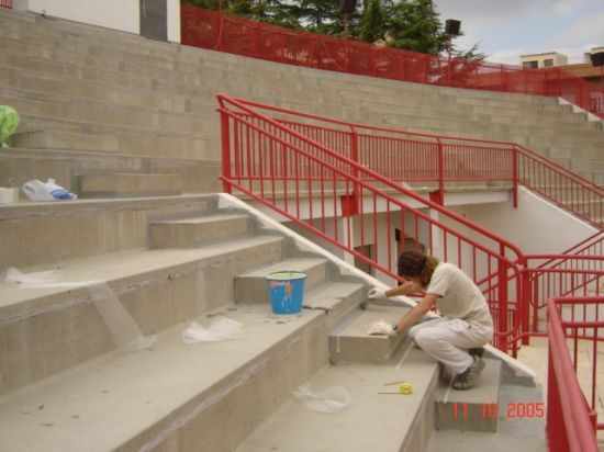 LA CONCEJALÍA DE SERVICIOS A LA CIUDAD ACOMETE OBRAS DE SELLADO EN EL AUDITORIO DEL PARQUE MUNICIPAL MARCOS ORTIZ , Foto 1