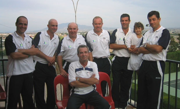 LOS VETERANOS DEL CLUB DE TENIS TOTANA SE IMPONEN EN YECLA, Foto 1
