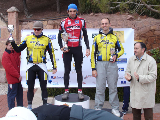 UN TOTAL DE 118 CORREDORES PARTICIPARON EN LA I MARCHA MEMORIAL DOMINGO PELEGRÍN ORGANIZADA POR EL CLUB CICLISTA SANTA EULALIA Y LA CONCEJALÍA DE DEPORTES, Foto 1