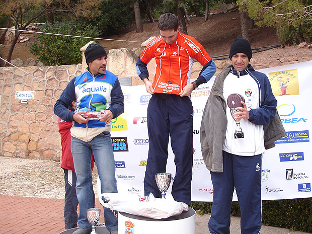 UN TOTAL DE 118 CORREDORES PARTICIPARON EN LA I MARCHA MEMORIAL DOMINGO PELEGRÍN ORGANIZADA POR EL CLUB CICLISTA SANTA EULALIA Y LA CONCEJALÍA DE DEPORTES, Foto 3