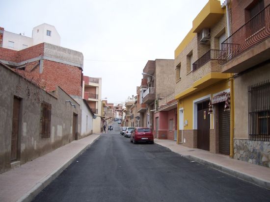 FINALIZAN LAS OBRAS DE INSTALACIÓN DEL COLECTOR DE PLUVIALES Y SUSTITUCIÓN EN LA RED DE SANEAMIENTO, AGUA POTABLE Y ARREGLO DE ACERAS EN LAS CALLES BARBADOS Y EL SALVADOR (2008), Foto 3