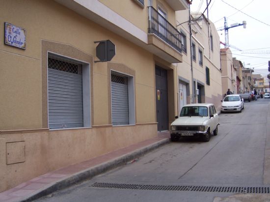 FINALIZAN LAS OBRAS DE INSTALACIÓN DEL COLECTOR DE PLUVIALES Y SUSTITUCIÓN EN LA RED DE SANEAMIENTO, AGUA POTABLE Y ARREGLO DE ACERAS EN LAS CALLES BARBADOS Y EL SALVADOR (2008), Foto 4