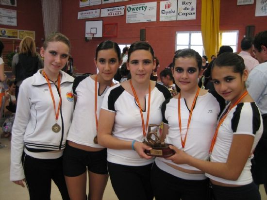LAS ALUMNAS DE LA ESCUELA DEPORTIVA MUNICIPAL DE GIMNASIA RÍTMICA DE TOTANA CONSIGUEN EL TERCER PUESTO EN LA COMPETICIÓN REGIONAL DE CEHEGÍN (2008), Foto 1