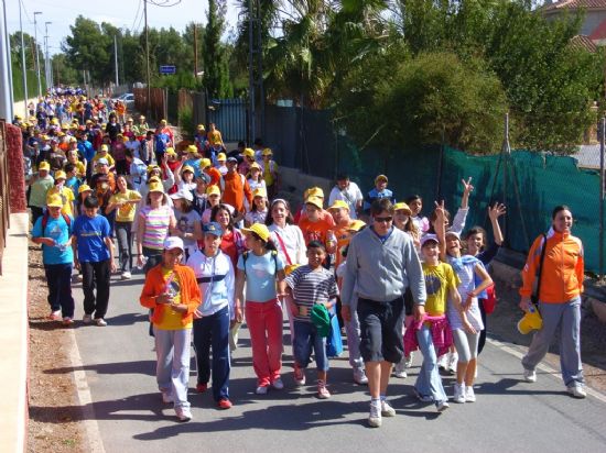 MÁS DE 1.500 ESCOLARES CON EDADES COMPRENDIDAS ENTRE LOS 10 Y 14 AÑOS PARTICIPAN EN LAS ACTIVIDADES ENMARCADAS EN “LA III SEMANA DE LA SALUD Y LA ACTIVIDAD FÍSICA”, ORGANIZADAS POR LA CONCEJALIA DE DEPORTES Y LOS CENTROS DE ENSEÑANZA, Foto 1