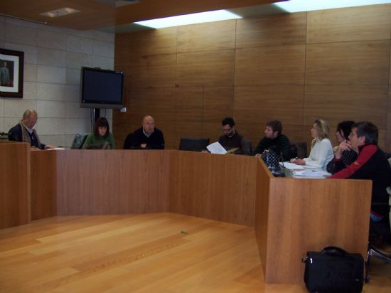 TÉCNICOS DE TURISMO DE LOS AYUNTAMIENTOS QUE INTEGRAN LA MANCOMUNIDAD TURÍSTICA DE SIERRA ESPUÑA SE REÚNEN PARA REALIZAR UN BALANCE DEL PRESENTE EJERCICIO Y PROPONER ACTUACIONES PARA EL PRÓXIMO AÑO 2008, Foto 1