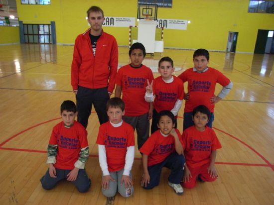 LAS DISTINTAS MODALIDADES DEPORTIVAS DE LOS JUEGOS ESCOLARES CUENTAN CON LA PARTICIPACIÓN DE OCHO CENTROS EDUCATIVOS DE PRIMARIA DE LA LOCALIDAD (2007), Foto 2