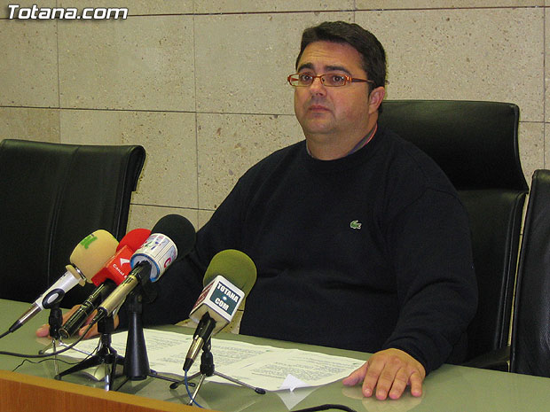 LA CONCEJALIA DE PARTICIPACIÓN CIUDADANA DESTACA LA CREACIÓN DE 16 NUEVAS ASOCIACIONES EN EL MUNICIPIO Y UN TOTAL DE CASI 800 CONSULTAS ATENDIDAS POR EL SERVICIO DE INFORMACIÓN, ORIENTACIÓN Y ASESORAMIENTO DESDE EL INICIO DE LA PRESENTE LEGISLATURA (2008), Foto 1