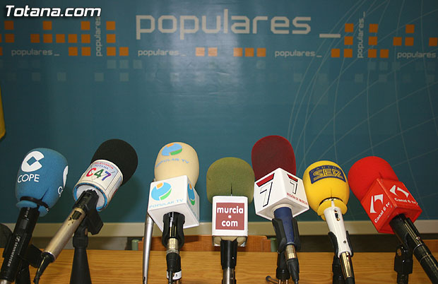 ANDRÉS AYALA ASEGURA EN TOTANA QUE EL PARTIDO POPULAR RECUPERARÁ EL CONCEPTO DE LA ALTA VELOCIDAD PARA CONECTAR MURCIA CON MADRID “EN APROXIMADAMENTE 1 HORA Y 35 MINUTOS”, Foto 3