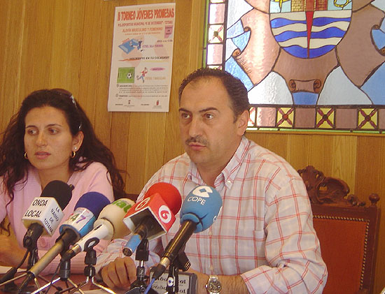 CONCEJALÍA DE DEPORTES PRESENTA II TORNEO JÓVENES PROMESAS FÚTBOL-SALA FEMENINO Y FÚTBOL 7 MASCULINO , Foto 1