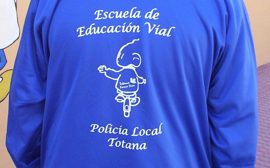 KAISER HACE ENTREGA DE LA EQUIPACIÓN AL EQUIPO TOTANERO QUE PARTICIPA ESTE FIN DE SEMANA XLI CONCURSO NACIONAL DE EDUACIÓN VIAL, Foto 3