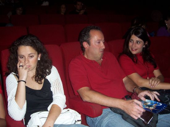 LA COMPAÑÍA “SPASMO TEATRO” PRESENTÓ SU NUEVA OBRA “EXTRACELESTES” EN LA SALA DE ARTES ESCÉNICAS DE LA LOCALIDAD, Foto 3