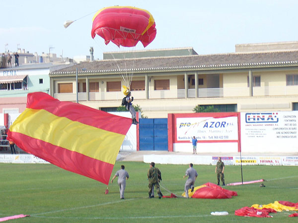 EL VILLAREAL CF SUPERA AL AL REAL MADRID (1-0) EN LA FINAL DEL V TORNEO INTERNACIONAL DE FÚTBOL INFANTIL CIUDAD DE TOTANA QUE SE CELEBRÓ EN EL CAMPO MUNICIPAL JUAN CAYUELA, Foto 1