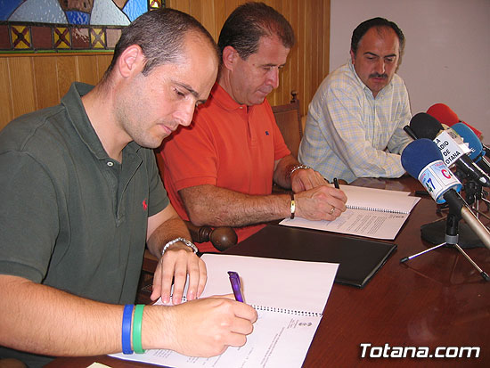 EL AYUNTAMIENTO DE TOTANA SUSCRIBE UN CONVENIO DE COLABORACIÓN CON EL CLUB DE TENIS DE TOTANA PARA ORGANIZAR LA COPA DEL SOL, Foto 4