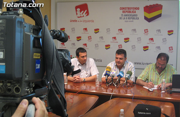 LA NUEVA PÁGINA WEB DE IU EN LA REGIÓN DE MURCIA SE PONE EN MARCHA COMO HERRAMIENTA DE PARTICIPACIÓN Y COORDINACIÓN DE RECURSOS ENTRE CARGOS PÚBLICOS Y AFILIADOS A IU, Foto 1