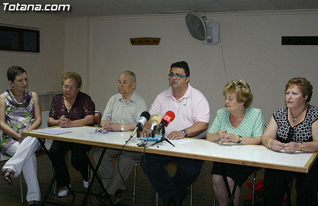 LAS PERSONAS MAYORES DE LA LOCALIDAD DISFRUTARÁN DE UN AMPLIO PROGRAMA DE ACTIVIDADES EN SUS TRADICIONALES FIESTAS (2008), Foto 1