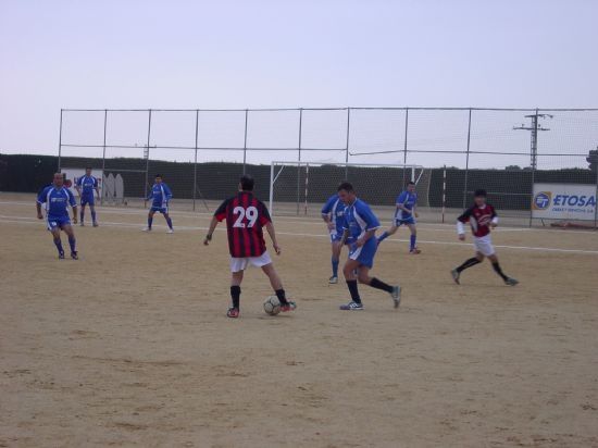 SE PRESENTA LA II LIGA DE FÚTBOL AFICIONADO JUEGA LIMPIO QUE LA TEMPORADA PASADA FUE UN ÉXITO DE ORGANIZACIÓN Y PARTICIPACIÓN, Foto 1