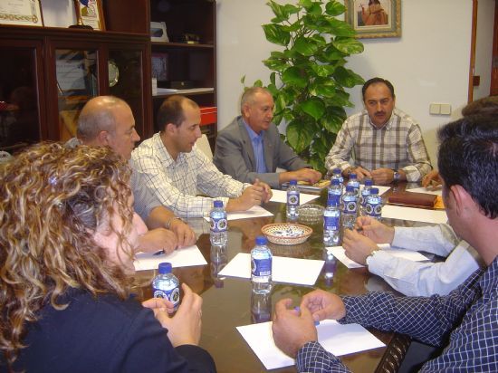 CONCEJALÍA DE DEPORTES PROMUEVE ORGANIZACIÓN VUELTA CICLISTA A SIERRA ESPUÑA A PARTIR DEL AÑO 2005 JUNTO CON MUNICIPIOS MANCOMUNIDAD   , Foto 1