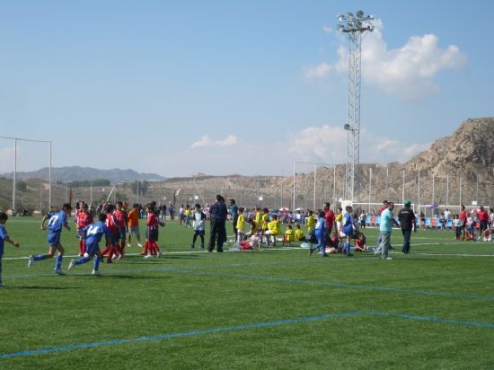 EL AYUNTAMIENTO DE TOTANA Y LA ESCUELA DE MUNICIPAL DE FÚTBOL FIRMAN UN CONVENIO DE COLABORACIÓN PARA PROMOCIONAR LOS VALORES DEPORTIVOS Y TURÍSTICOS DE LA LOCALIDAD POR TODA LA REGIÓN (2007), Foto 1