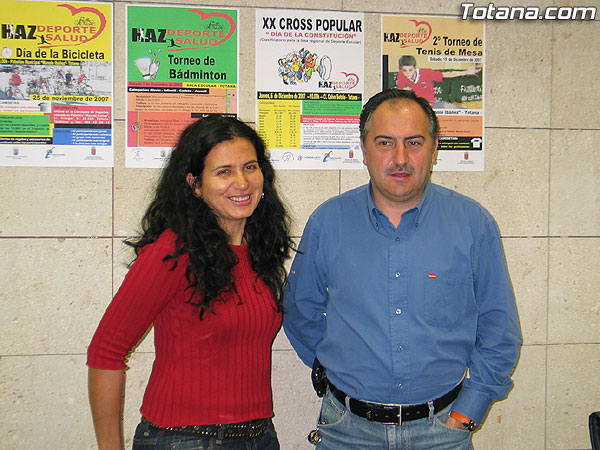 LAS ACTIVIDADES DEPORTIVAS PRESENTADAS BAJO EL TÍTULO “HAZ DEPORTE HAZ SALUD” ORGANIZADAS CON MOTIVO DE LAS FIESTAS DE SANTA EULALIA ARRANCAN EL DOMINGO CON EL “DÍA DE LA BICILETA” (2007), Foto 1