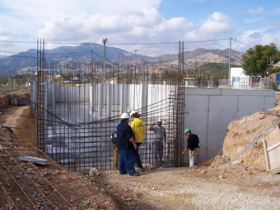 LOS VECINOS DE LÉBOR DISPONDRÁN DEL NUEVO CENTRO SOCIAL PARA LA CELEBRACIÓN DE LAS FIESTAS DE ESTA DIPUTACIÓN EL PRÓXIMO VERANO (2007), Foto 3