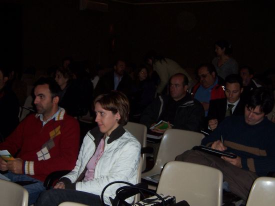 MÁS DE MEDIO CENTENAR DE PERSONAS ASISTE A LA JORNADA SOBRE EL ESTATUTO DEL TRABAJADOR AUTÓNOMO, ORGANIZADA POR LAS CONCEJALÍAS DE INDUSTRIA Y FOMENTO Y EMPLEO EN LA CÁRCEL, Foto 5