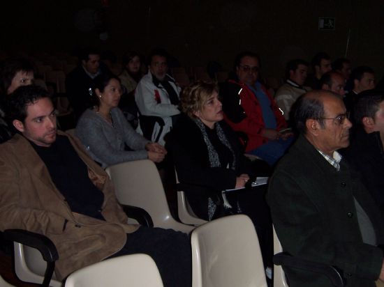 MÁS DE MEDIO CENTENAR DE PERSONAS ASISTE A LA JORNADA SOBRE EL ESTATUTO DEL TRABAJADOR AUTÓNOMO, ORGANIZADA POR LAS CONCEJALÍAS DE INDUSTRIA Y FOMENTO Y EMPLEO EN LA CÁRCEL, Foto 7