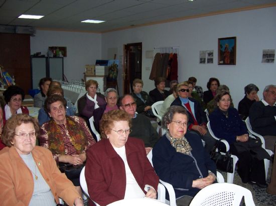 EL CONCEJAL DE SERVICIOS AL CIUDADANO ASISTE A LA ASAMBLEA ANUAL DE LA ASOCIACIÓN DE ENFERMOS DE PARKINSON, Foto 3