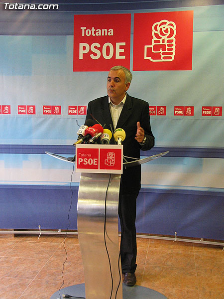 EL PSOE CALIFICA LA POLÍTICA ECONÓMICA COMO LA GRAN MENTIRA DEL PP, Foto 1