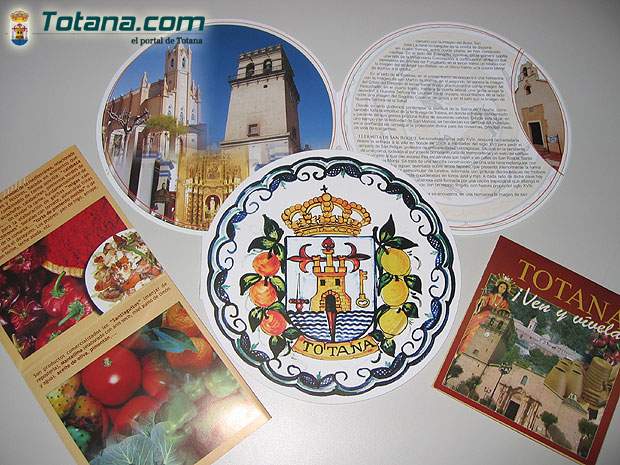 SE PRESENTAN DOS NUEVOS FOLLETOS TURÍSTICOS DE PROMOCIÓN DEL MUNICIPIO DE TOTANA, Foto 1