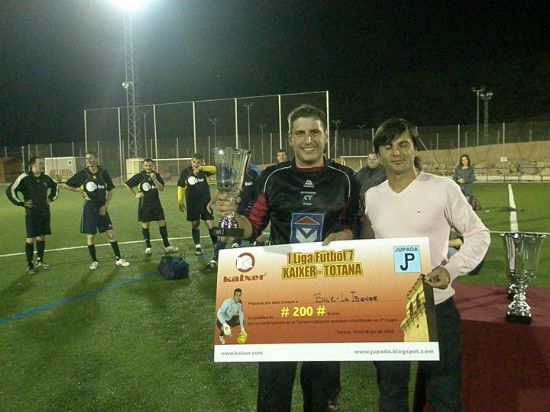 SE CLAUSURA LA PRIMERA LIGA “KAIXER” Y SE PROCLAMA CAMPEÓN EL EQUIPO “CAMPOSALUD”, Foto 2
