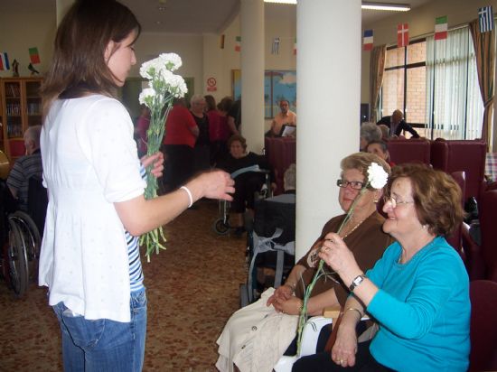 AUTORIDADES MUNICIPALES ACOMPAÑAN A LOS USUARIOS DEL GERIÁTRICO “LA PURÍSIMA” EN LOS ACTOS ORGANZIADOS CON MOTIVO DE SU NOVENO ANIVERSARIO, Foto 5