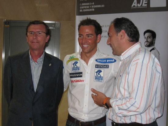 LA CONCEJALIA DE INDUSTRIA PARTICIPA EN LA JORNADA SOBRE “EMPRESA Y DESARROLLO”, ORGANIZADA POR LA ASOCIACIÓN DE JÓVENES EMPRESARIOS DEL GUADALENTÍN, CUYO PONENTE FUE DAVID MECA, Foto 4