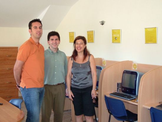 SE  INICIA EL PROYECTO “RAITOTANA” PARA INTEGRAR LA RED DE AULAS DE INFORMÁTICA DEL MUNICIPIO, Foto 1