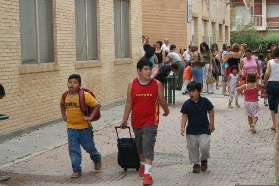 LOS ESTUDIANTES DE 3º DE LA E.S.O. DE “EL PARETÓN” PODRÁN CURSAR SUS ESTUDIOS EN EL “C.P. GUADALENTÍN” SIN TENER QUE DESPLAZARSE HASTA TOTANA, Foto 1