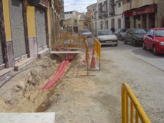 AYUNTAMIENTO RESCINDE CONTRATO EMPRESA ADJUDICATARIA OBRAS REGENERACIÓN CALLE GENERAL AZNAR, CUYA EJECUCIÓN CORRERÁ A CARGO TRABAJADORES MUNICIPALES Y FINALIZARÁ EN 10 DÍAS, Foto 1