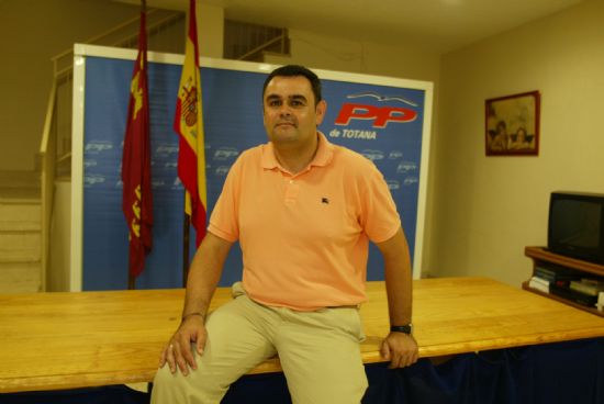 EL COMITÉ EJECUTIVO DEL PP PROPONE AL COMITÉ ELECTORAL A JOSÉ MARTÍNEZ ANDREO CANDIDATO A LA ALCALDÍA EN LAS ELECCIONES MUNICIPALES DEL 2007, Foto 1