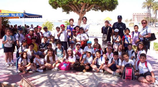 ALUMNOS DE LOS COLEGIOS SAN JOSÉ Y LA MILAGROSA GANADORES CONCURSO DIBUJO EDUCACIÓN VIAL PARTICIPAN JORNADA CONVIVENCIA CIUDAD DE ELCHE, Foto 2