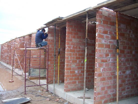 SE INICIAN LAS OBRAS DE CONSTRUCCIÓN DE UN TOTAL DE 40 NICHOS EN EL CEMENTERIO MUNICIPAL “NUESTRA SEÑORA DEL CARMEN, Foto 1