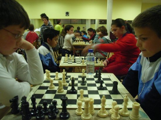 “I TORNEO ESCOLAR DE AJEDREZ” CONTÓ CON LA PARTICPACIÓN DE UN TOTAL DE 37 ESCOLARES PROCEDENTES DE DIFERENTES CENTROS EDUCATIVOS DE LA LOCALIDAD (2008), Foto 5
