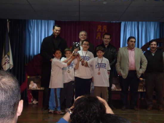 CINCO ESCOLARES TOTANEROS DEL COLEGIO “LA MILAGROSA” PARTICIPAN EN LA FINAL REGIONAL ESCOLAR DE AJEDREZ, ORGANIZADA POR LA DIRECCION GENERAL DE DEPORTES DE LA REGION DE MURCIA (2008), Foto 3