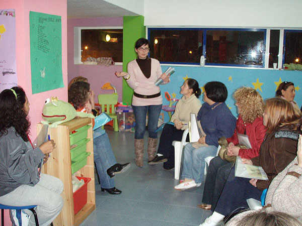 EL CANDIL PONE EN MARCHA UN TALLER DE PADRES Y MADRES A TRAVÉS DEL PROYECTO NEXO: “UNA NUEVA EXPERIENCIA DE APRENDIZAJE” CON LA PARTICIPACIÓN DE MÁS DE MEDIO CENTENAR DE FAMILIAS, Foto 7