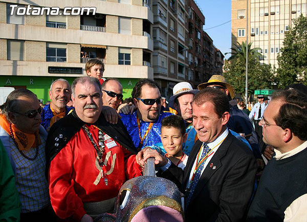 EL PSOE DICE QUE EL ALCALDE SE DEDICA A PASEAR LA SARDINA EN VEZ DE RESOLVER LOS PROBLEMAS DE SUS VECINOS, Foto 1