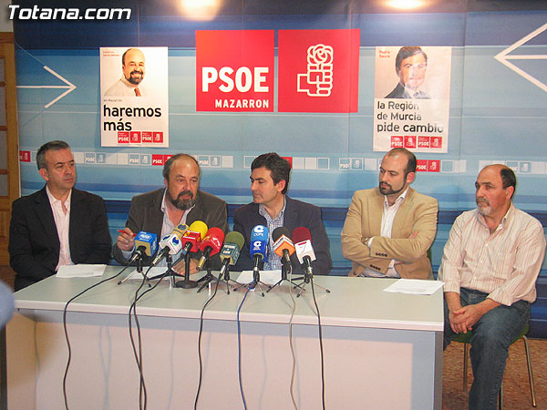 SAURA SE REUNIÓ RECIENTEMENTE EN MAZARRÓN CON LOS CANDIDATOS SOCIALISTAS DEL BAJO GUADALENTÍN PARA TRATAR UNA SERIE DE REINVIDICACIONES COMUNES, Foto 1