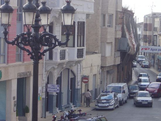 DIRECCIÓN GENERAL DE COMERCIO Y ARTESANÍA CONCEDE SENDAS SUBVENCIONES PARA RENOVAR PLAZA ABASTOS Y MEJORAR LAS INSTALACIONES DE ALUMBRADO PÚBLICO CALLES, Foto 1