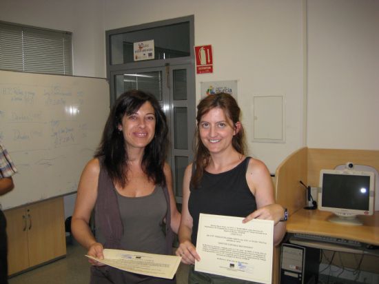 CLAUSURAN EL CURSO DE “GESTIÓN CONTABLE MECANIZADA”, Foto 2